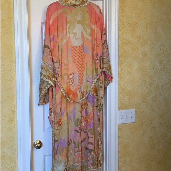 ❌SOLD❌ Spell & the Gypsy Madison Robe - Picture 4 of 8